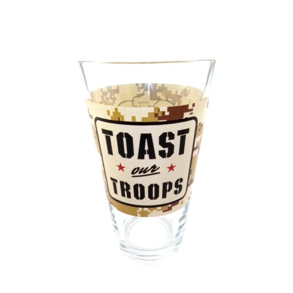 Toast Our Troops Etch Glass Beverage Glass Limited Edition Shiner Beer 14oz. - Picture 1 of 6